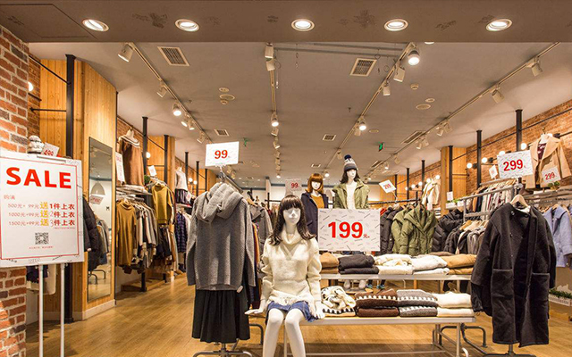 陈列重于导购 快时尚服装店不要只“盯着产品”了